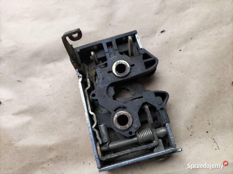 Audi 80 B4 80B4 ZAMEK DRZWI PRAWY TYŁ osobowe Kamień-Kolonia