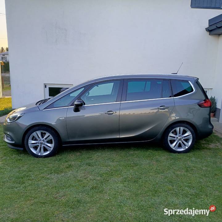 Opel Zafira c Lift 2018 sprzedam