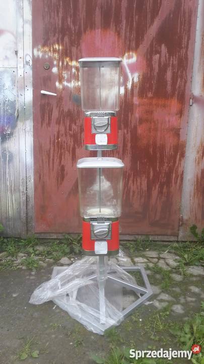 Automat sprzedający piłki i kapsuły w rozmiarze Toruń