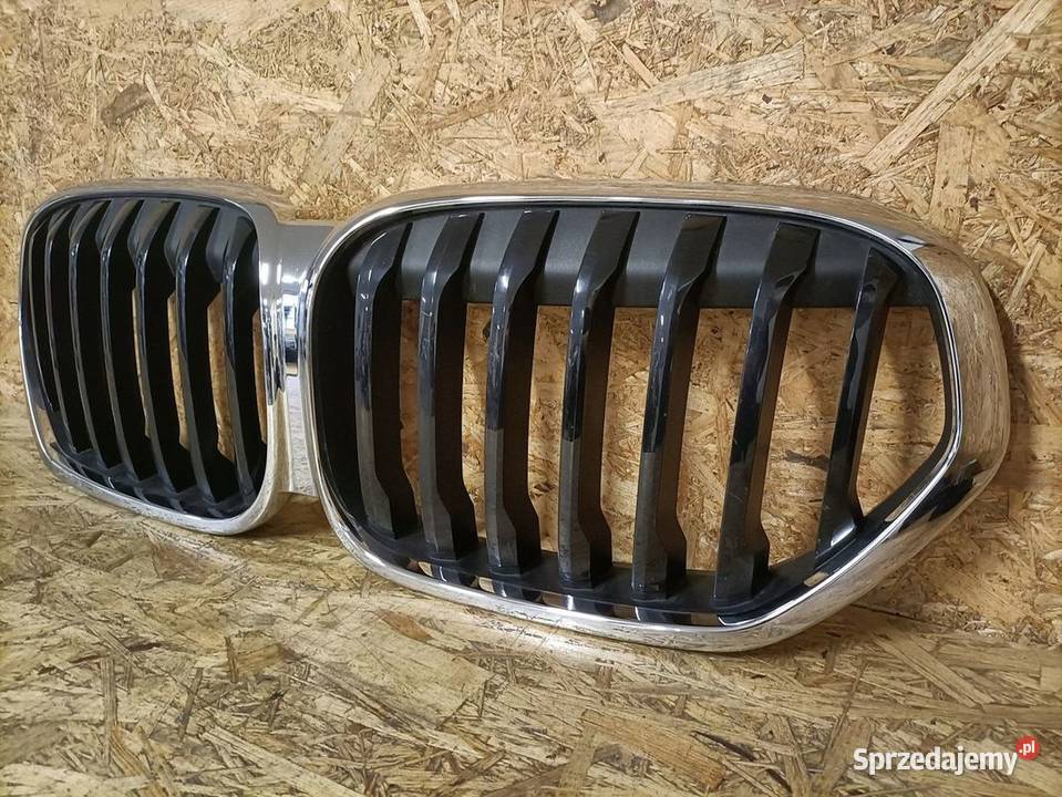 BMW X1 F48 LIFT LCI ATRAPA CHŁODNICY GRILL NERKI Pleszew