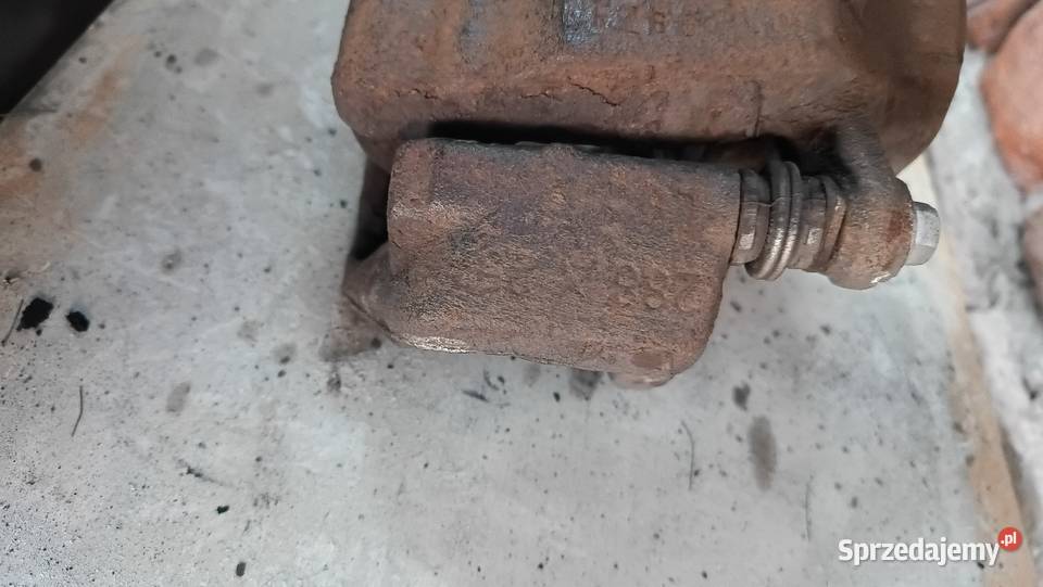 Zacisk hamulcowy przód lewy Mercedes W203 łódzkie Zduńska Wola