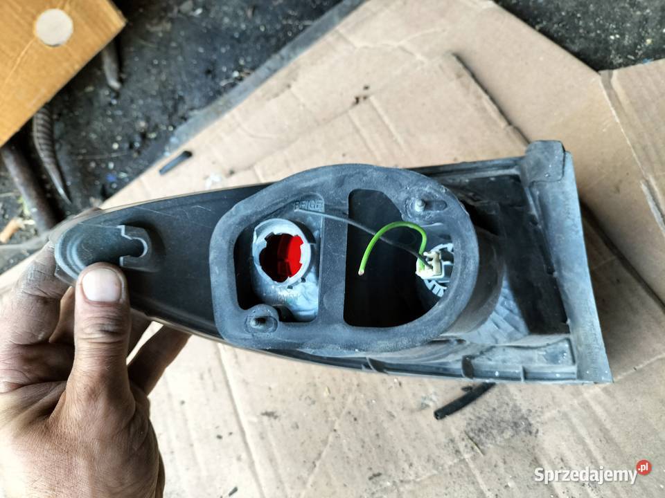 LAMPA TYŁ TYLNA PRAWA MAZDA 6 GG osobowe Oświetlenie Motoryzacja lubelskie