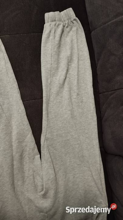 spodnie dresowe damskie rozmiar 2XL na 160 Poznań