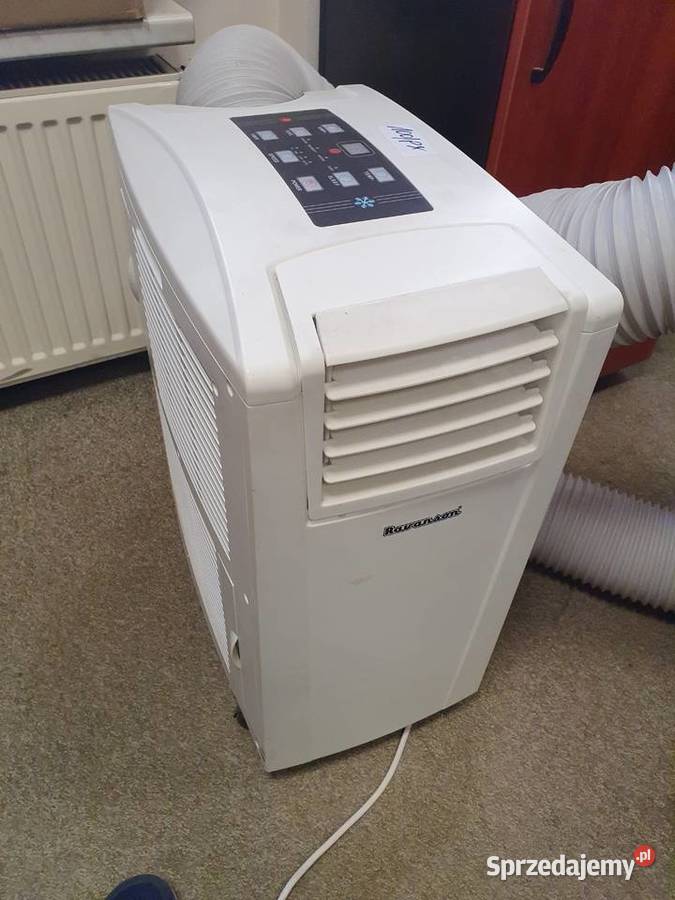 Syndyk sprzeda laptopy meble i inne