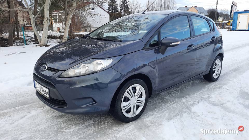 Ford Fiesta 125 Benzyna 2012 r Klima sprawna VAT marża