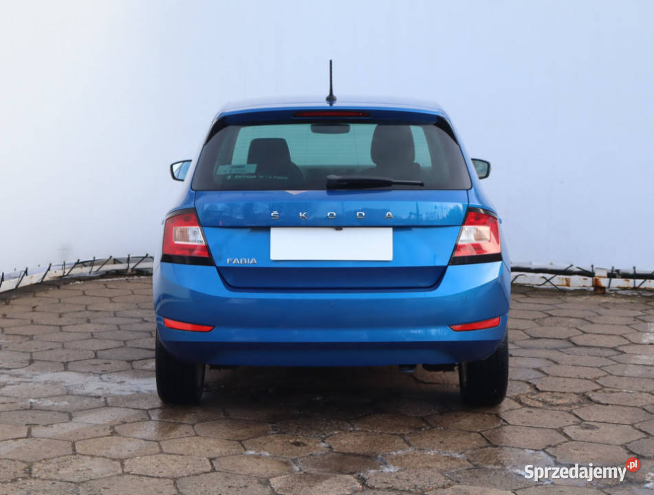 Skoda Fabia 10 TSI Rok produkcji 2020 Łódź