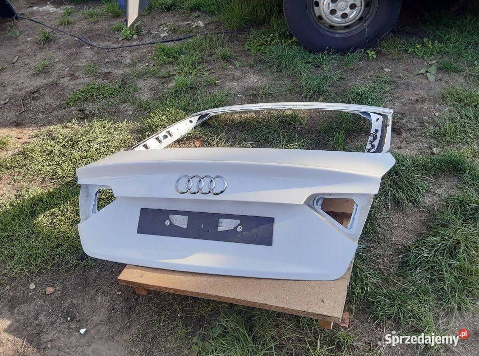 Klapa tylna tył Audi A5 8T Klapa pokrywa