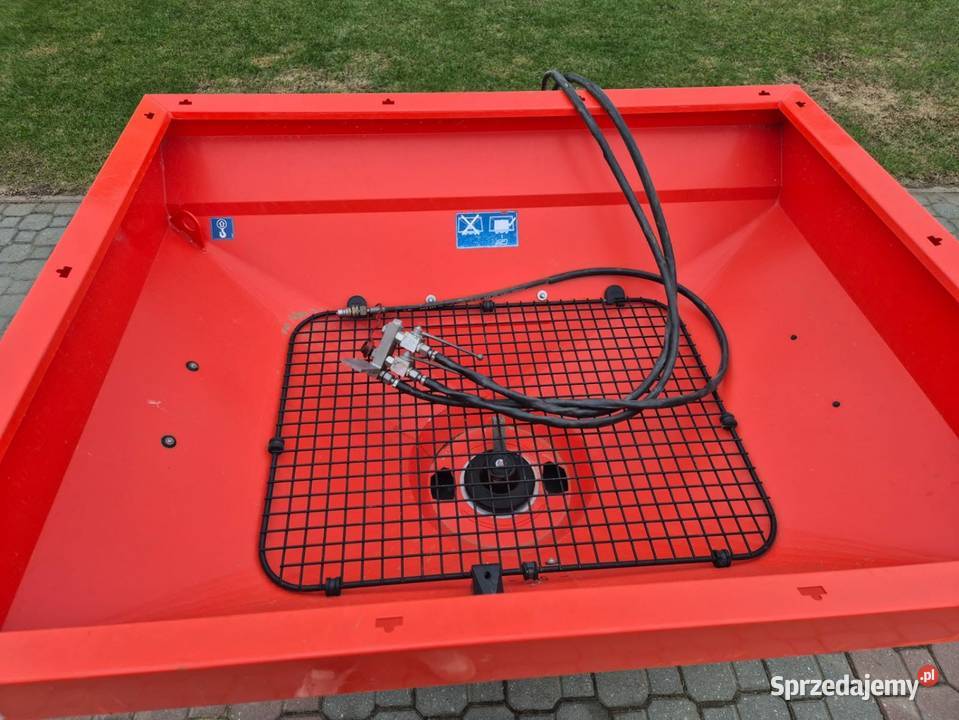 Rozsiewacz Kuhn Rauch Mds 111 z przystawką Oleksów