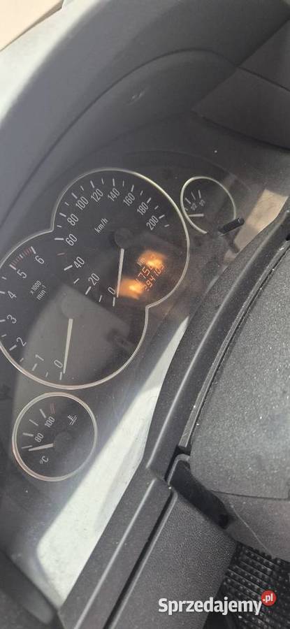 Opel Meriva 17 Isuzu STAN Motoryzacja Wola Dalsza