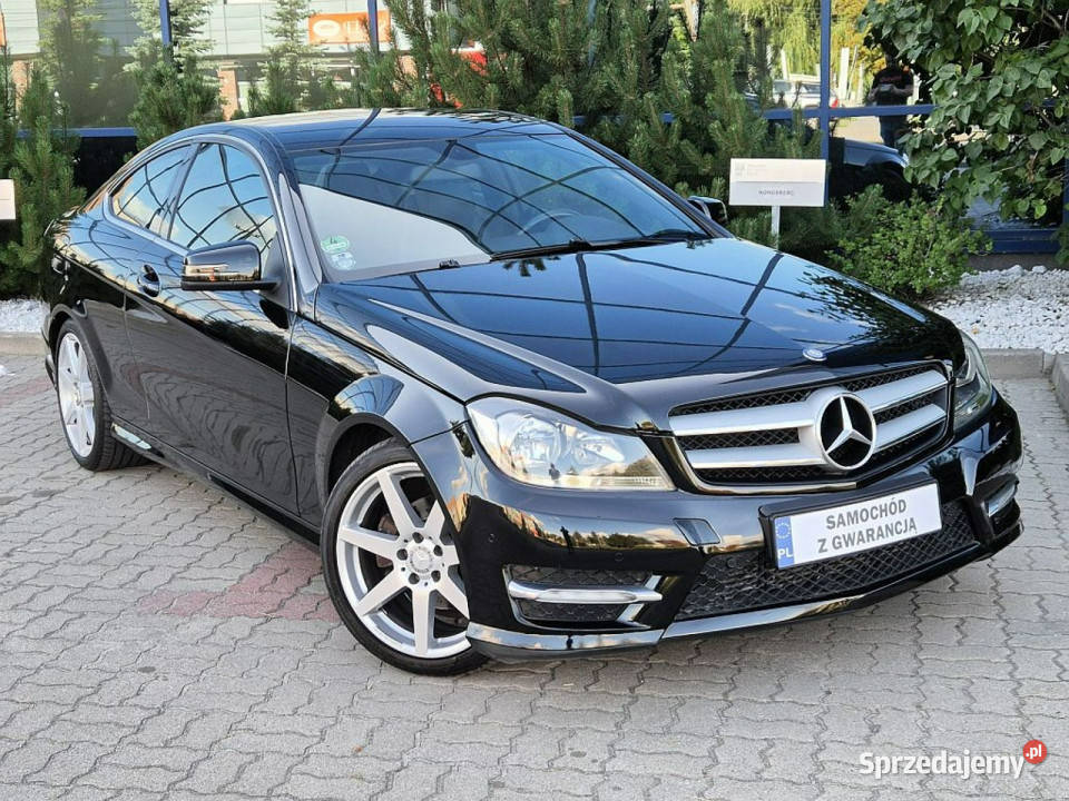 Mercedes C 180 GWARANCJA manual benzyna zadbany lakier metallic Warszawa sprzedam