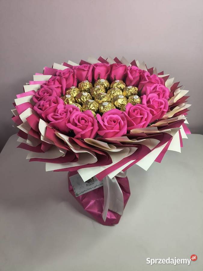 Bukiet jadalny z różami mydlanymi i Ferrero dolnośląskie
