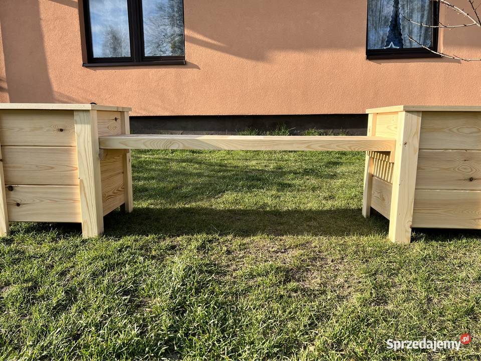 Donica drewniana z ławką