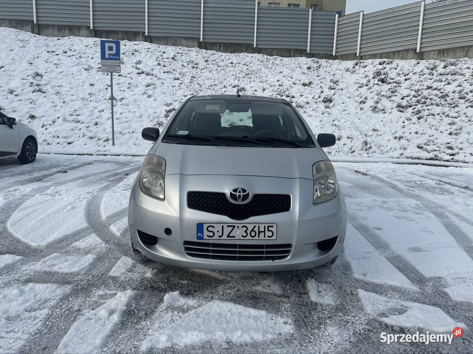 Toyota Yaris 10 Benzyna Klima Salon Polska nieuszkodzony Samochody osobowe Radlin
