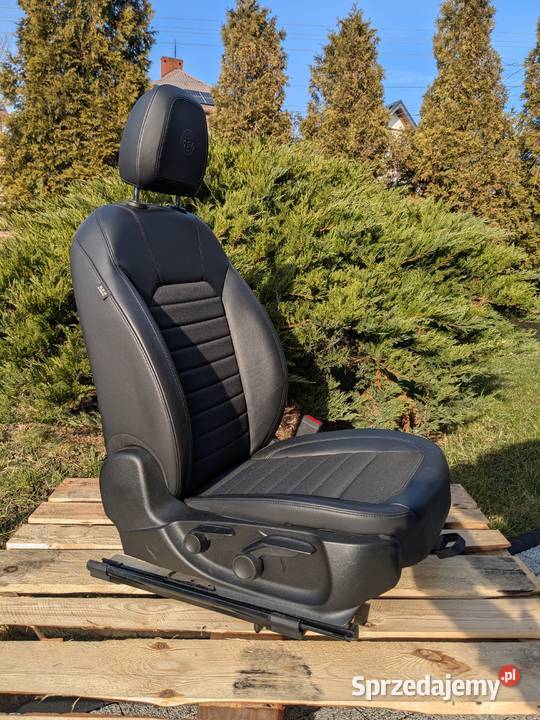 Fotele kanapa tapicerka Alfa Romeo Giulia sprzedam