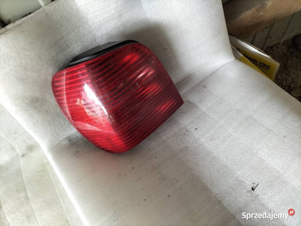 czerwona LAMPA LEWA TYŁ POLO 6N Lewe Oświetlenie Kamień-Kolonia sprzedam