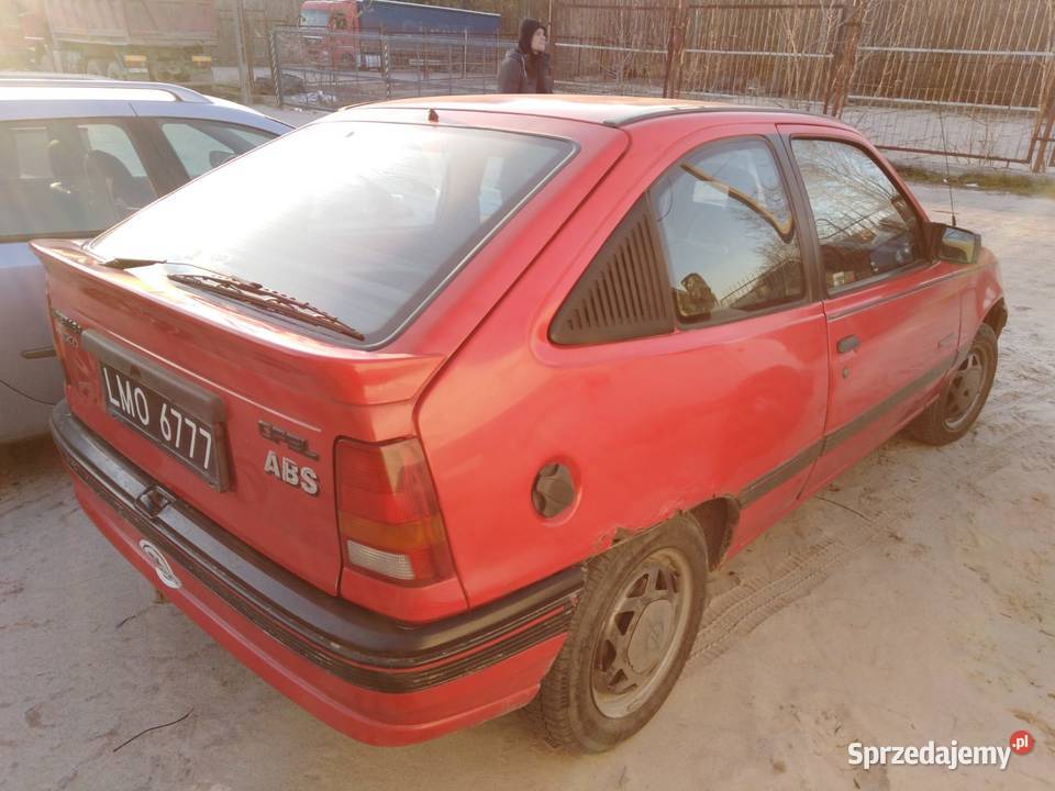 Opel Kadett E 18 Frisco prawie nowości w jednych Rok produkcji 1991