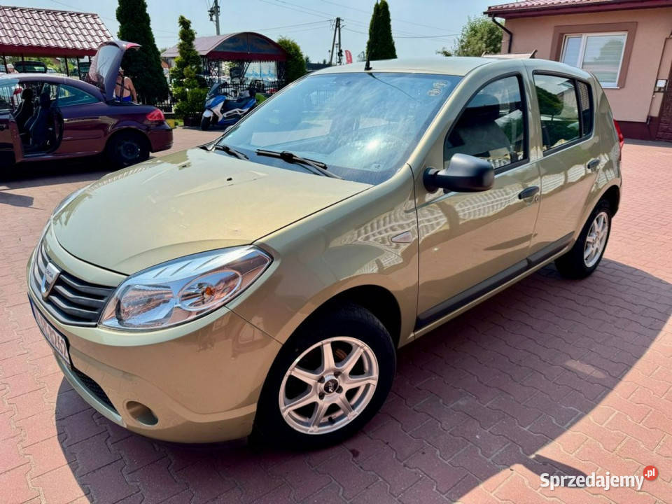 Dacia Sandero Sandero Ładne Zadbane Mpi 140 isofix Sandero Szerominek