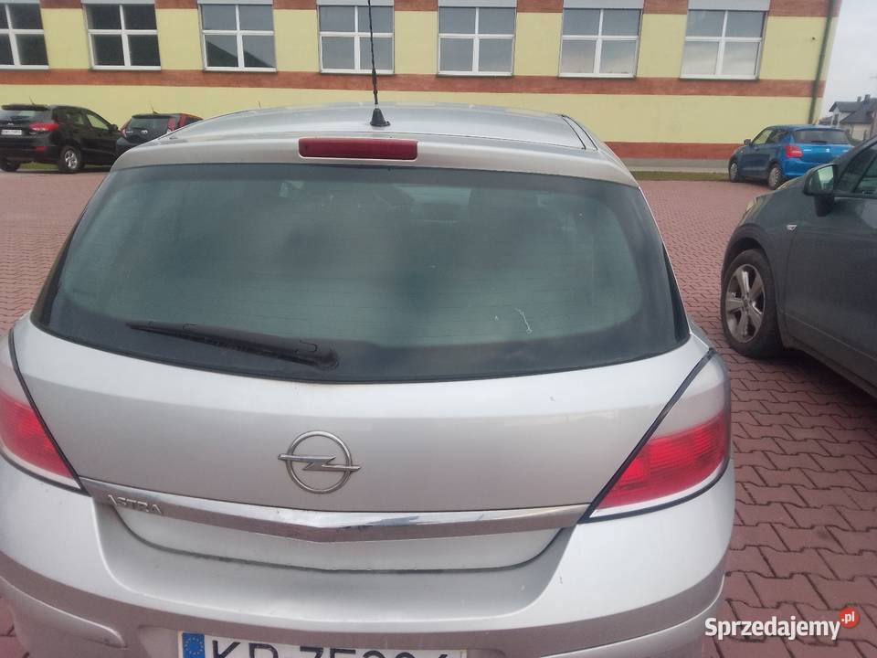 Opel Astra 14 lpg centralny zamek Miechów sprzedam