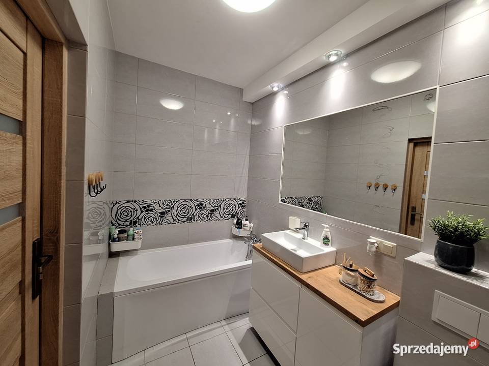 Mieszkanie2miejsca postojowe piwnica Pruszcz Gdański