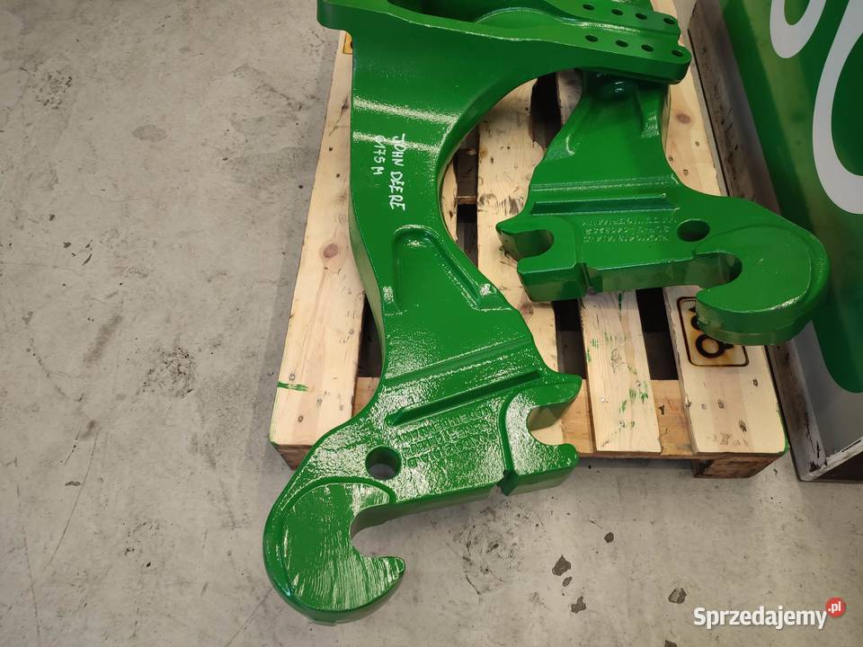 Adaptacja ładowacza John Deere 6175M