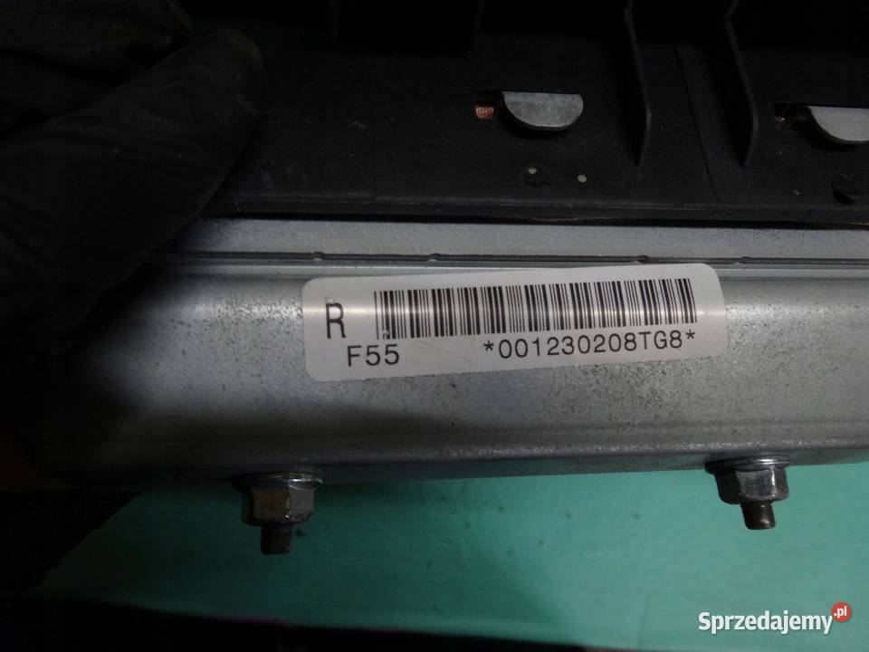 TOYOTA YARIS II 08r AIRBAG poduszka kolanowa osobowe