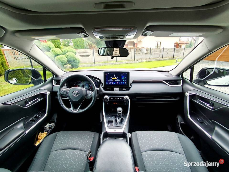 Toyota RAV4 V 25 benzyna szyberdach Radom