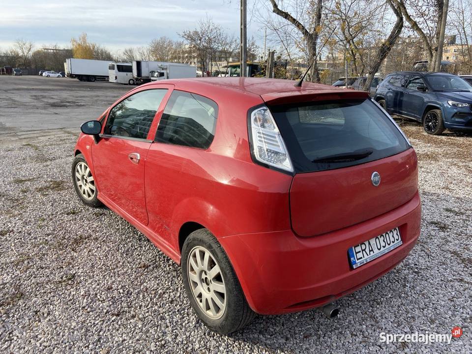 Fiat Punto II FL 2003 2010 14 benzunagaz Rok produkcji 2007 Punto Warszawa