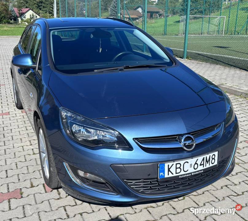 Opel Astra J Sports Tourer 14 Turbo 140 Iwkowa sprzedam
