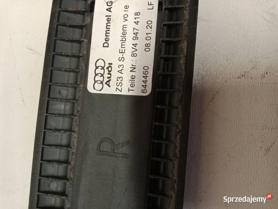 AUDI A3 S3 8V LISTWA PROGOWA PRAWA 8V0947418