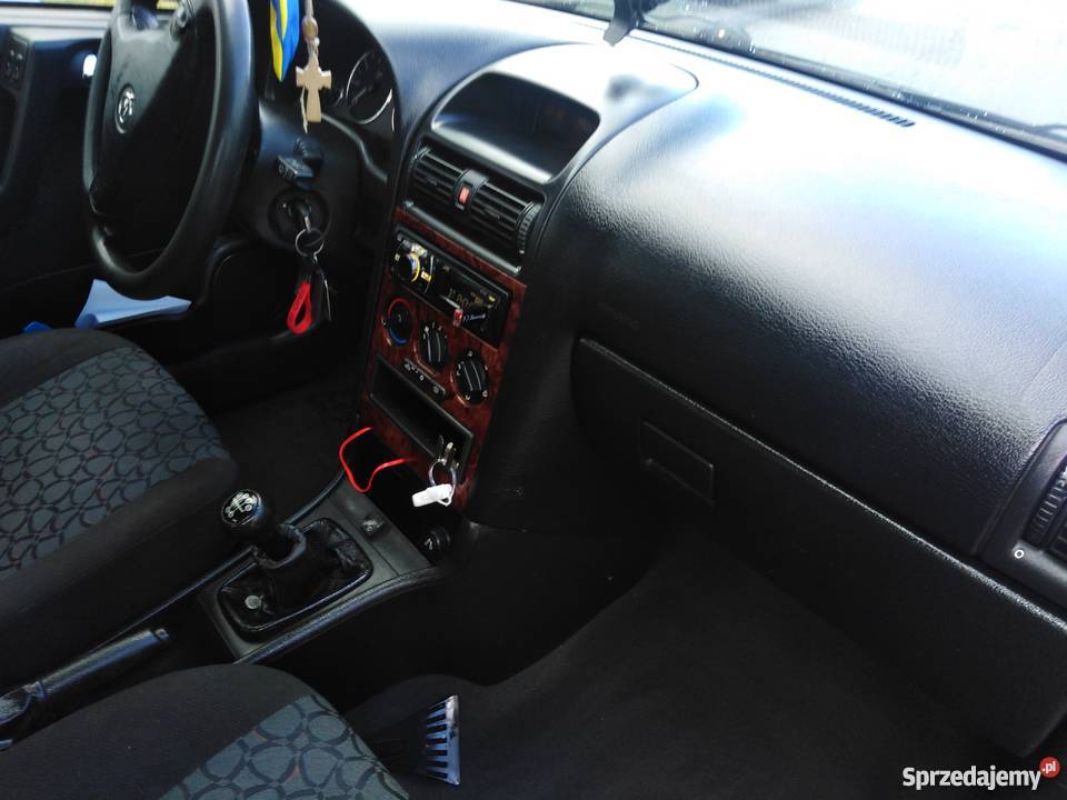 Opel Astra super stan czytaj