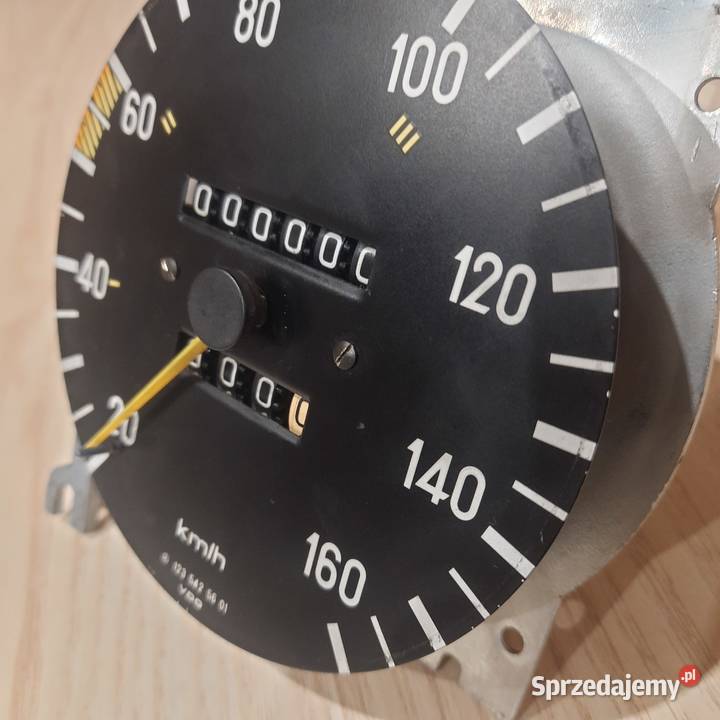 Licznik Mercedes W123 małopolskie Luborzyca