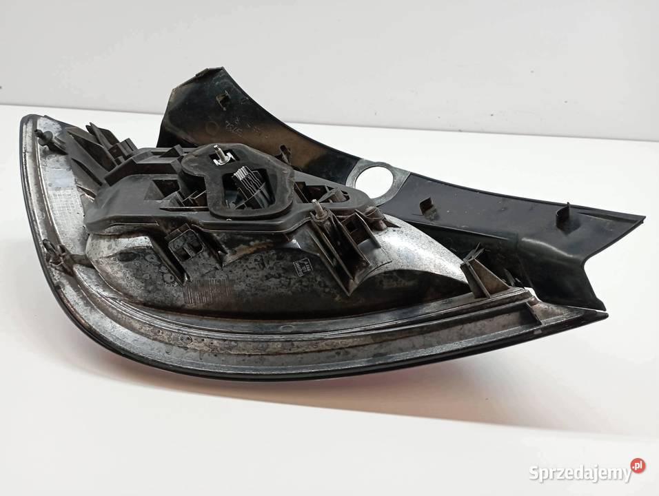 LAMPA TYŁ PRAWA 5D HB Opel Astra III 20042014 H
