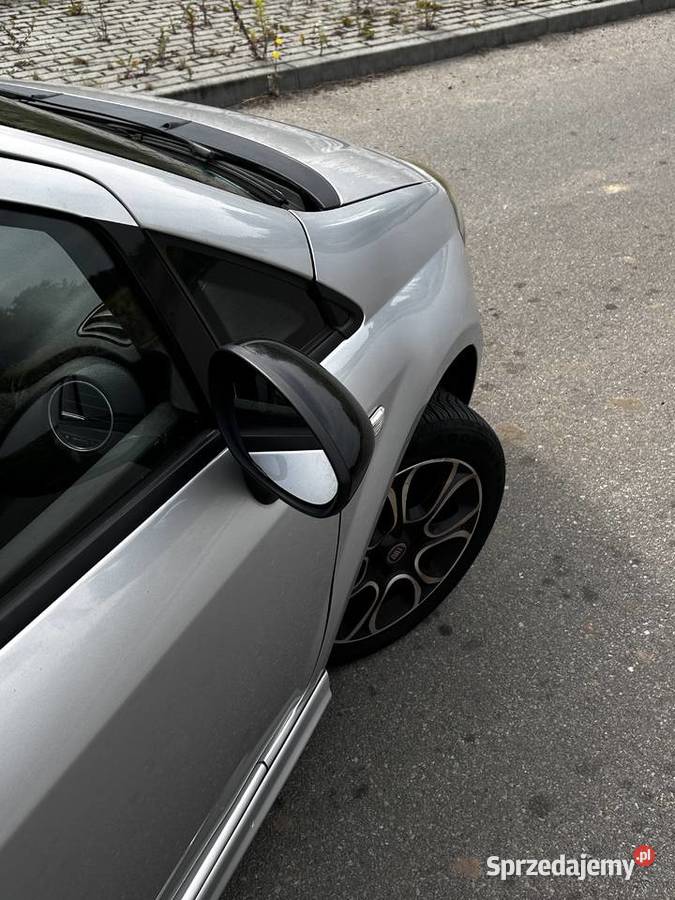 FIAT PUNTO 12 8v 69 2013r 1998cm3 Myszków