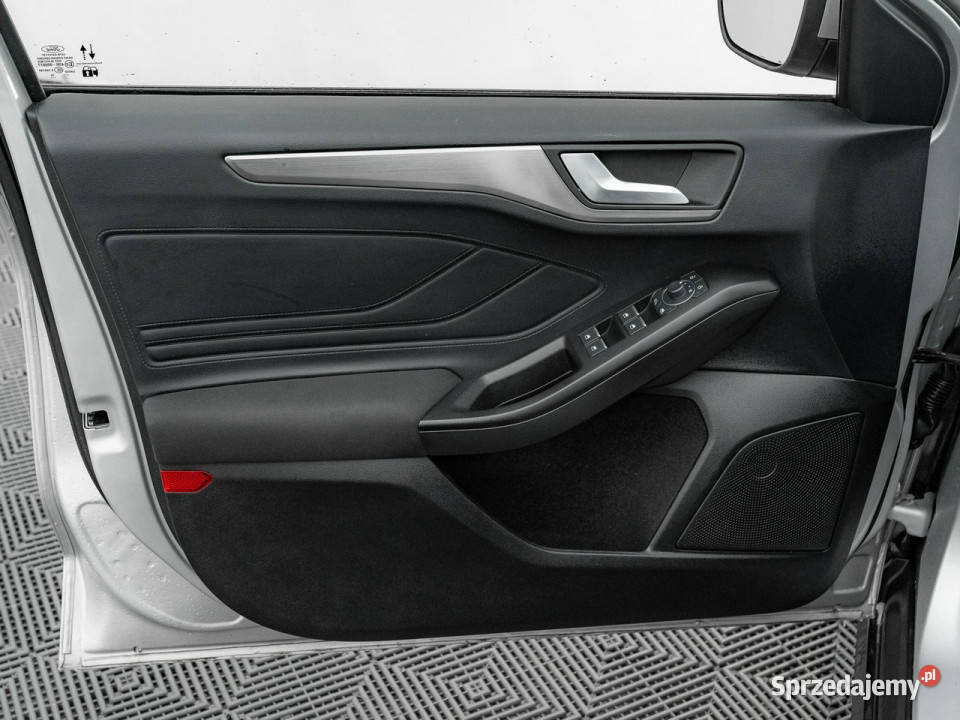 Ford Focus GD5L11410 EcoBoost Titanium X Podgrzf możliwa zamiana