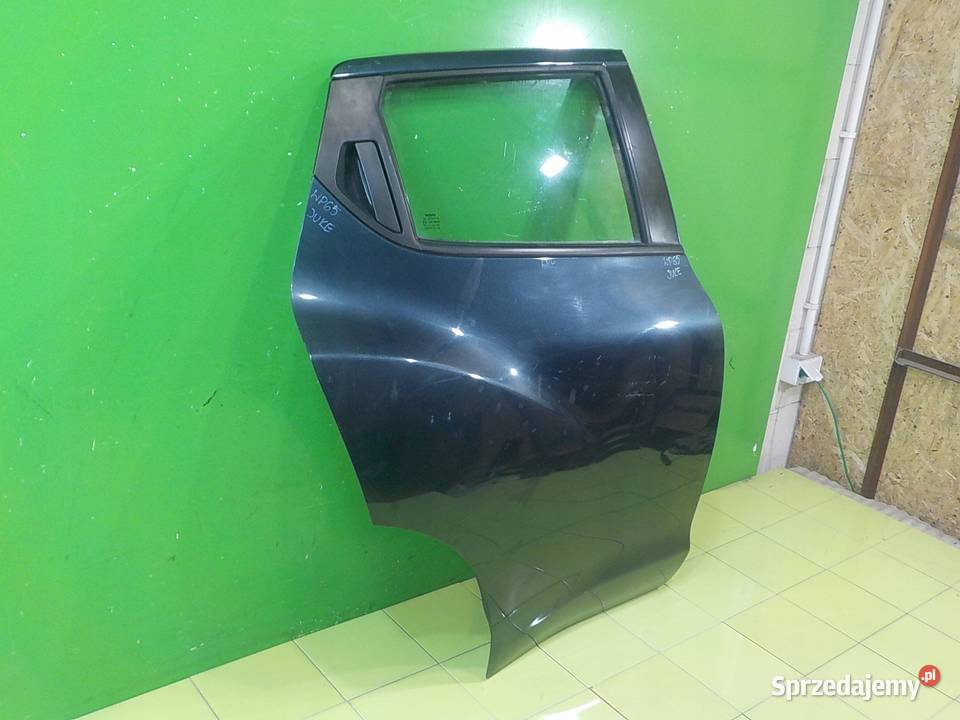 NISSAN JUKE F15 I 16 B AUT 12r 5D drzwi prawy