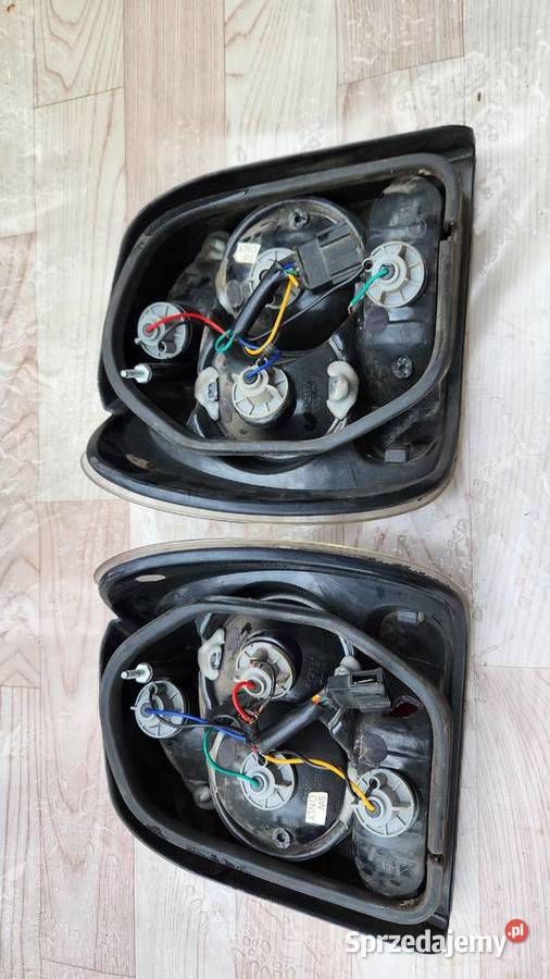 LAMPY TYŁ 2 VOLKSWAGEN POLO SONAR SK3711VPOLO95 osobowe Wieliczka