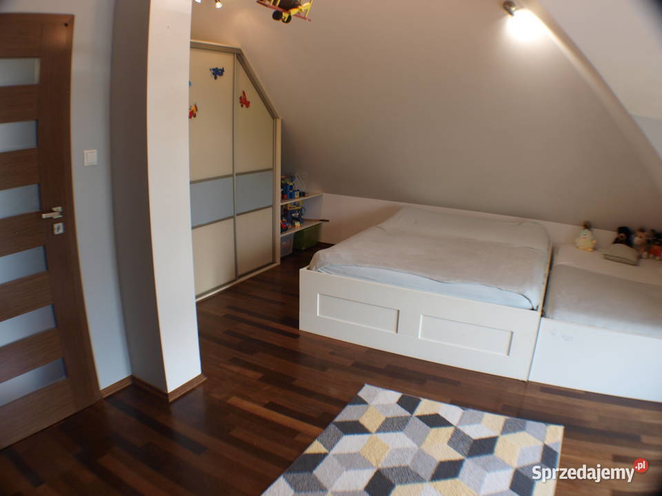 Dom w Kampinosie z mini boiskiem mazowieckie Sowia Wola