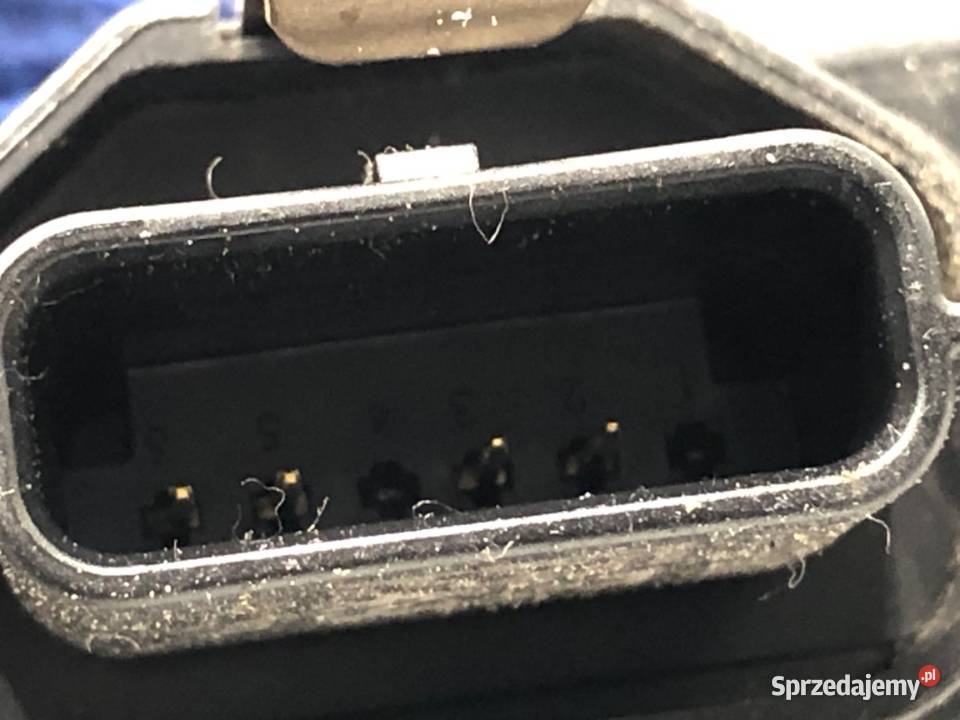 ZAMEK DRZWI PRAWY TYŁ RENAULT CLIO V Hatchback