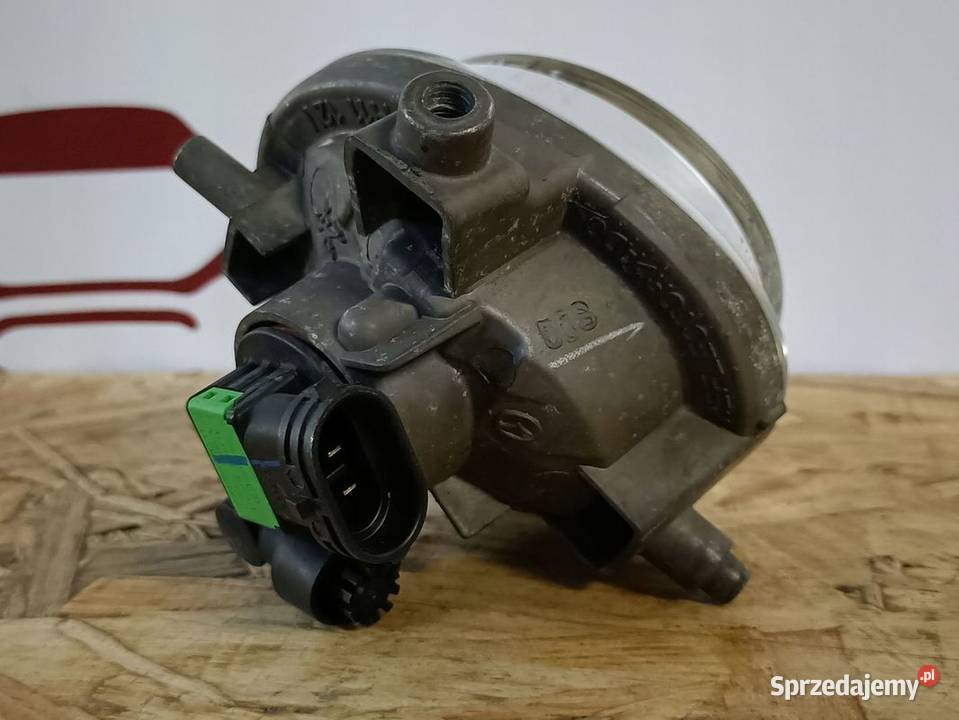 MAZDA HALOGEN LAMPA PRZECIWMGIELNA PRAWY PRZÓD Pleszew