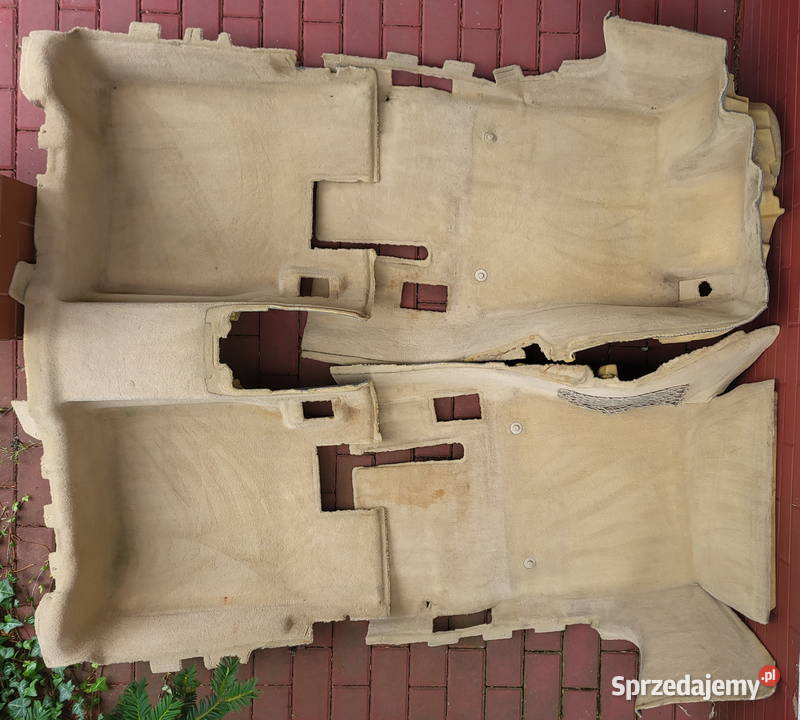 DYWANY WYKŁADZINY JASNE BEŻOWE MERCEDES SKLASA osobowe Poznań