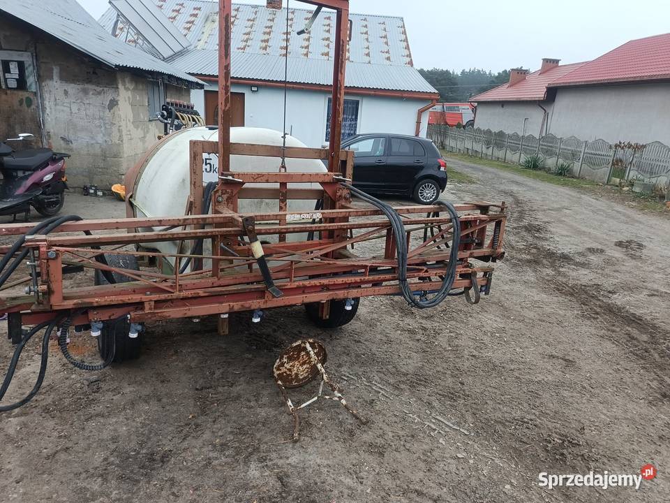 Opryskiwacz 1000l 12m Samojezdne Jeziernia