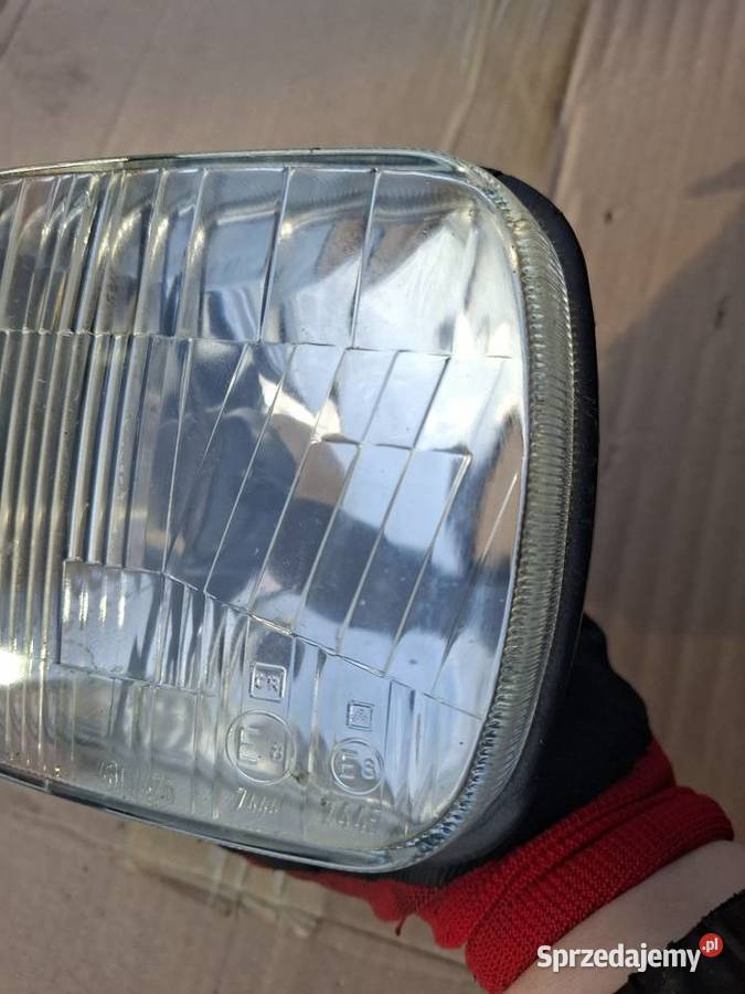 Lampa przód przedni reflektor Fiat 126p Maluch opolskie Strzelce Opolskie