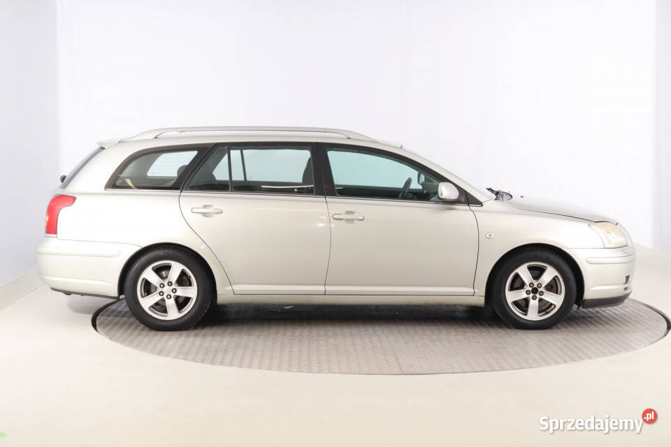 Toyota Avensis 20 VVTi relingi dachowe sprzedam