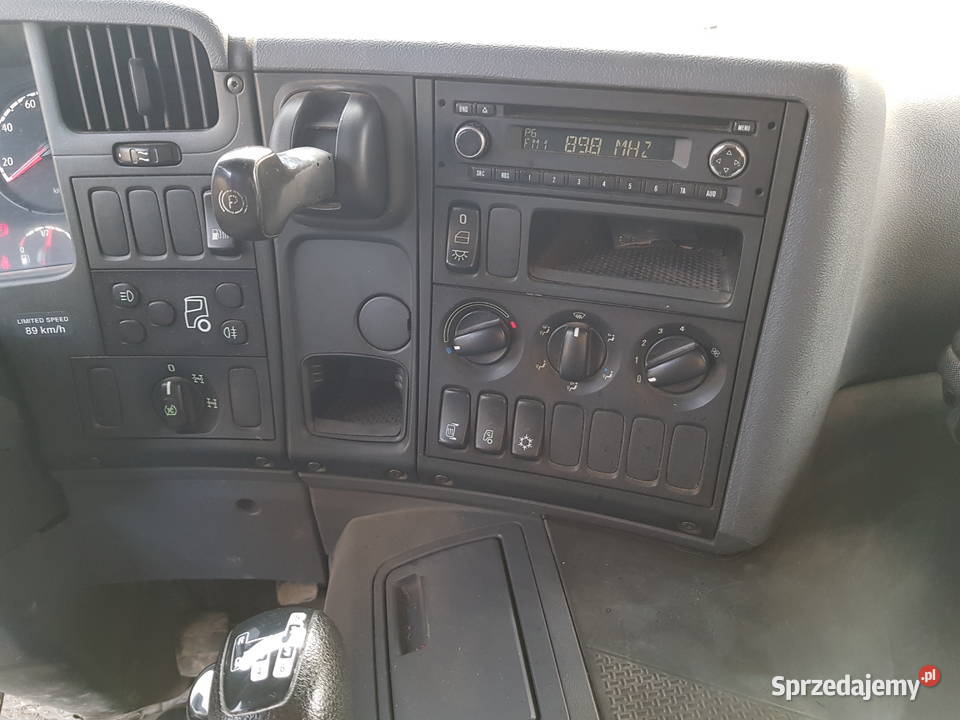 Syndyk sprzeda SCANIA R410 P410 SAMOWYŁADOWCZY Warszawa