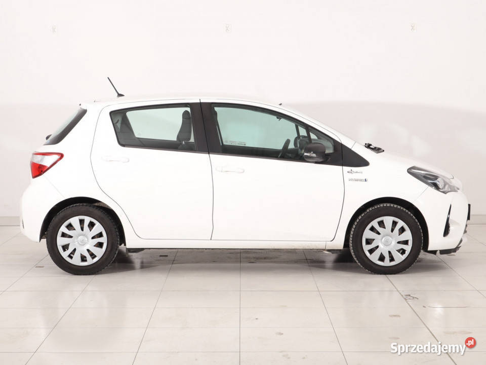 Toyota Yaris 15 Hybrid klimatyzacja Piaseczno