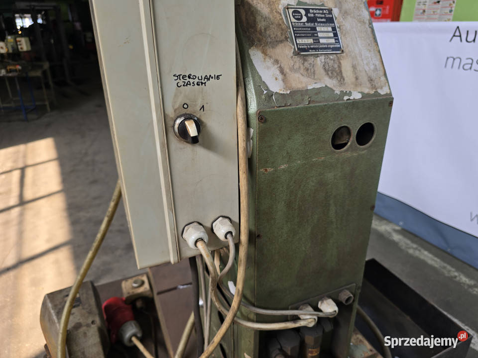Pneumatyczna nitownica radialna BRCKER PN 210 8