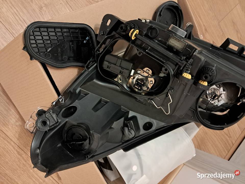 VALEO REFLEKTOR 043376 PRZÓD PRAWY OPEL CORSA D prawe Białystok