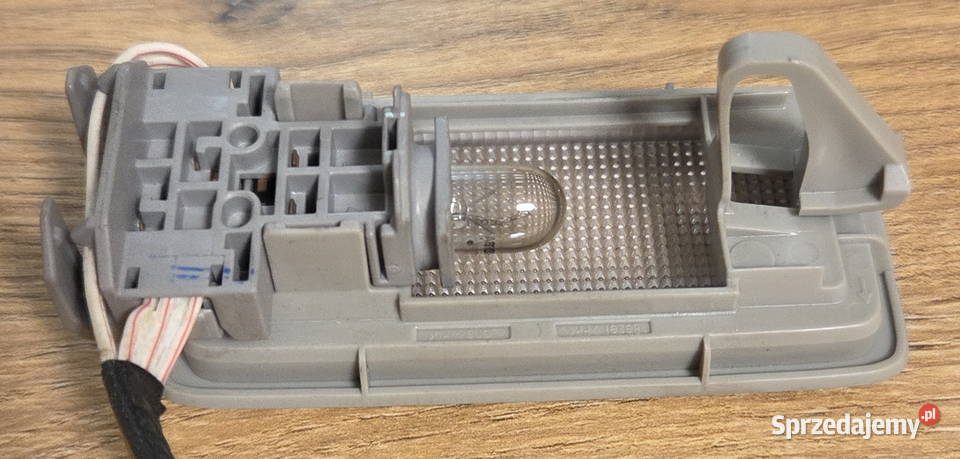 Toyota lampka podsufitki pod daszek Białystok