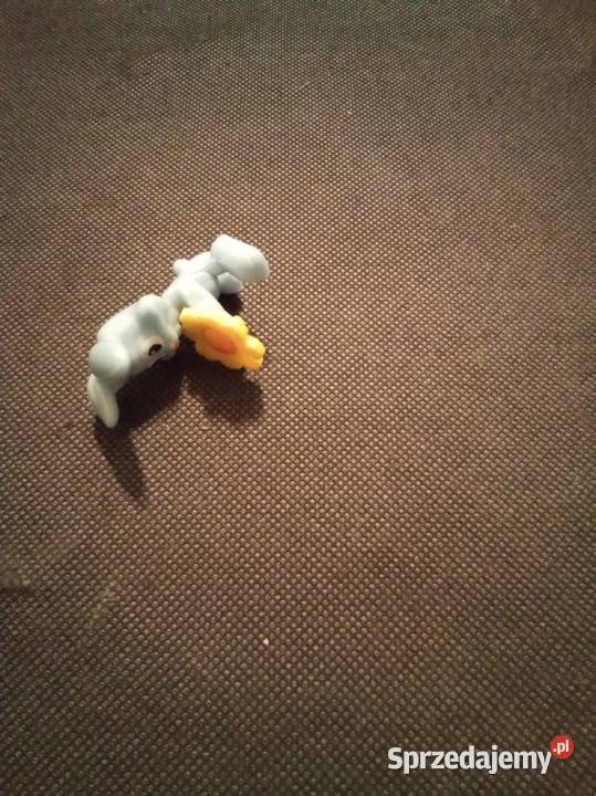 Królik wielkanocny z kwiatkiem kinder Warszawa