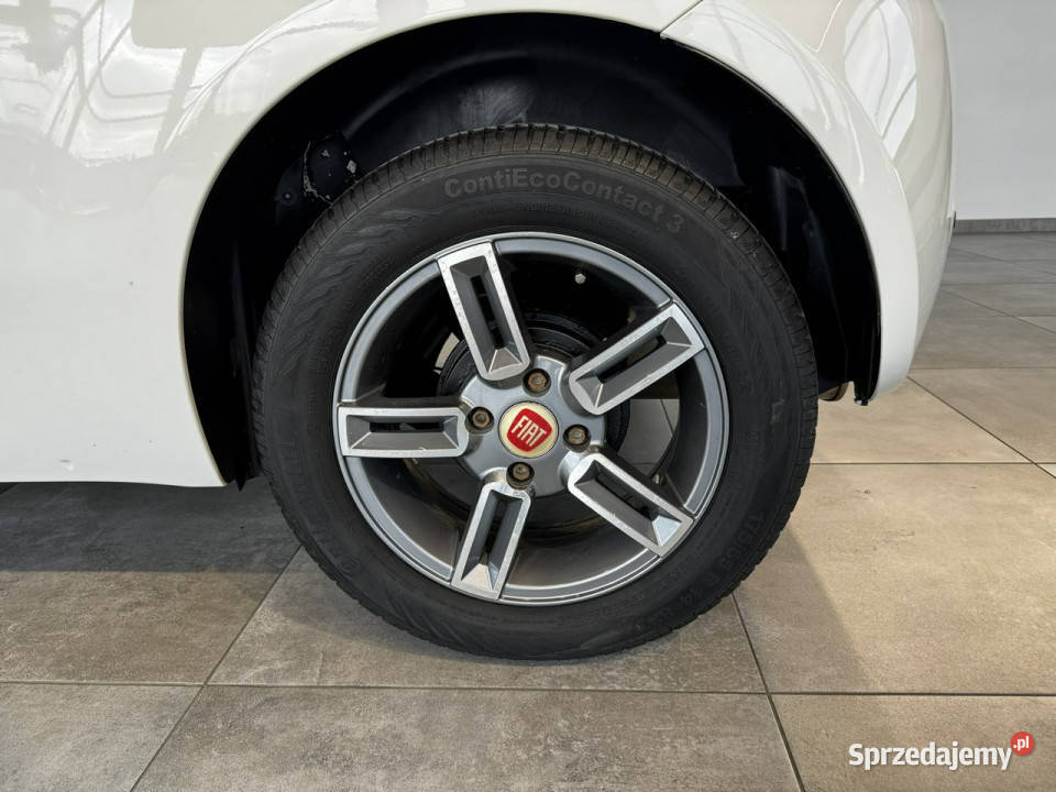 Fiat 500 12 69 M5 2015 r salon komplet kół serwisowany w ASO Myślenice